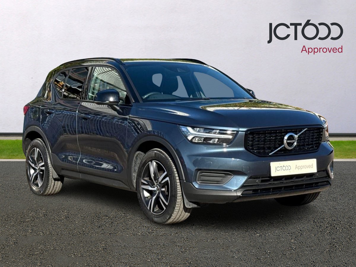 Main listing image - Volvo XC40