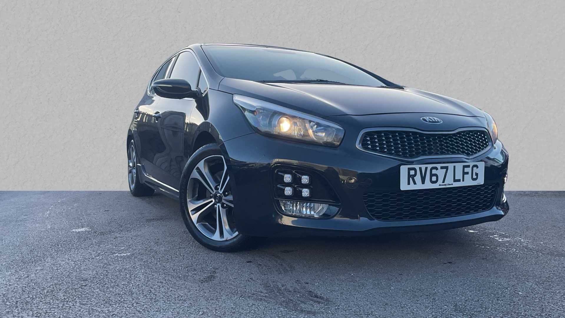 Main listing image - Kia Ceed