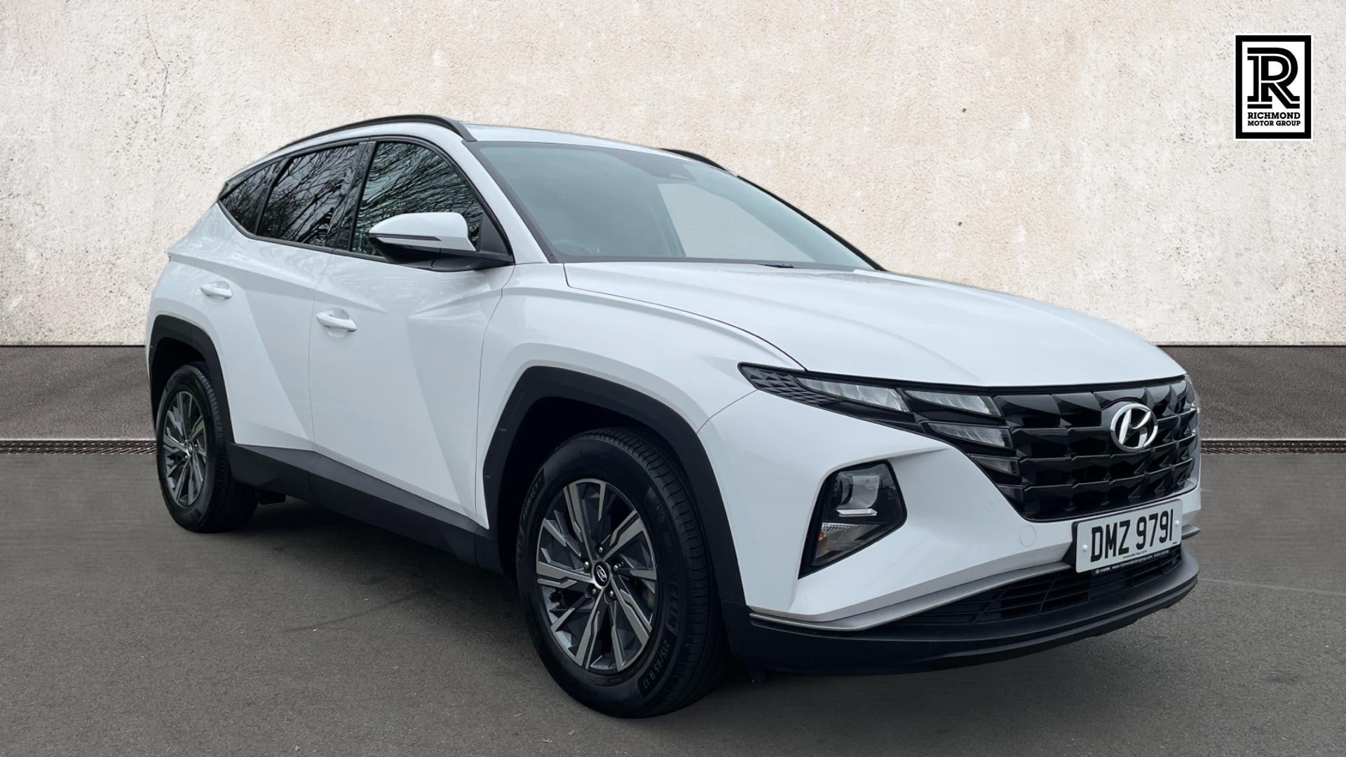 Main listing image - Hyundai Tucson