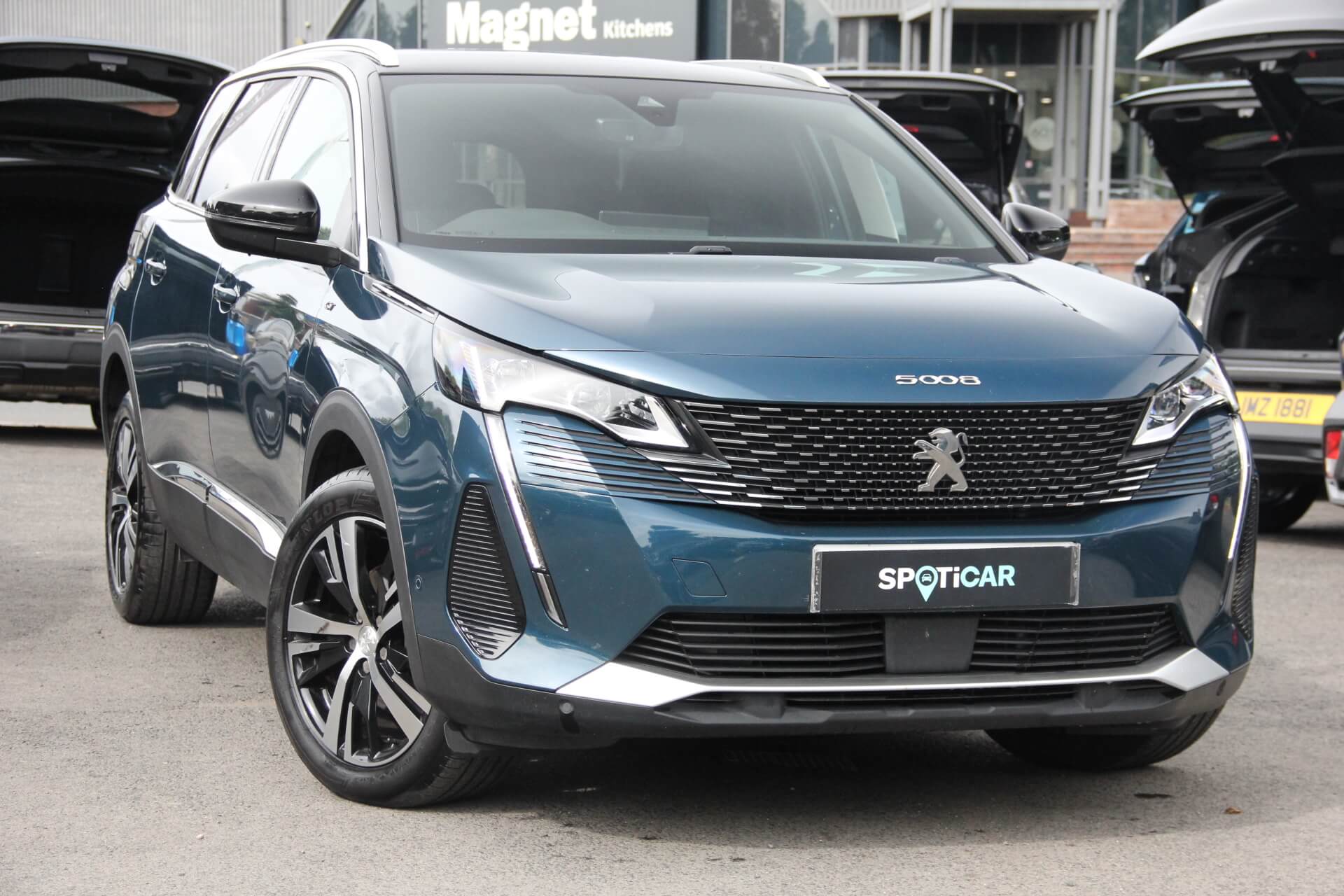 Main listing image - Peugeot 5008
