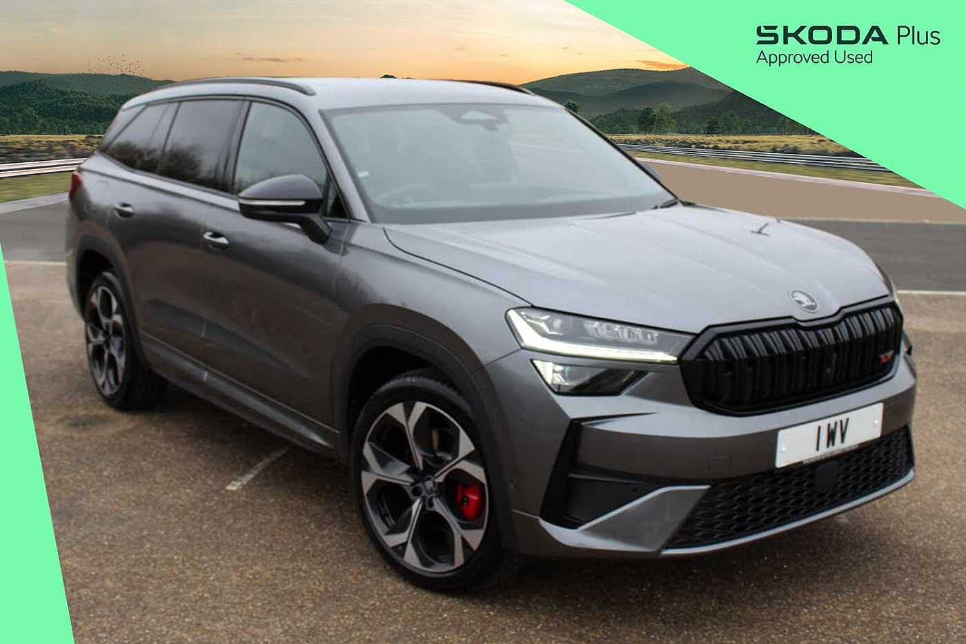 Main listing image - Skoda Superb Estate