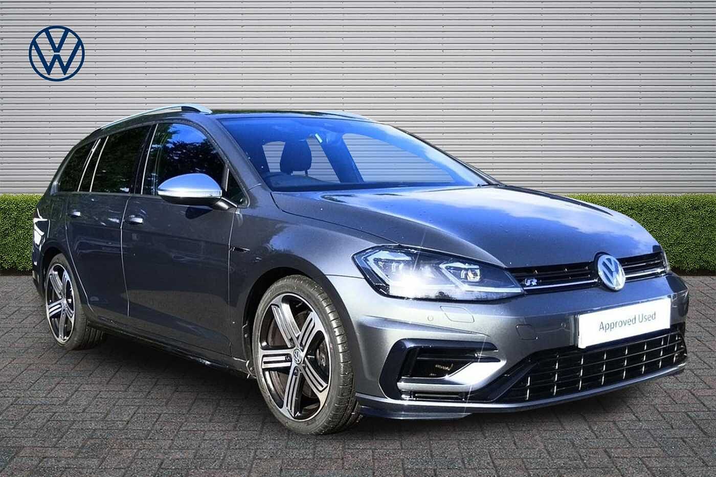 Main listing image - Volkswagen Golf