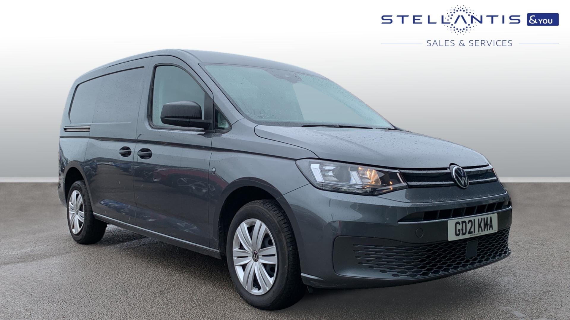 Main listing image - Volkswagen Caddy Maxi