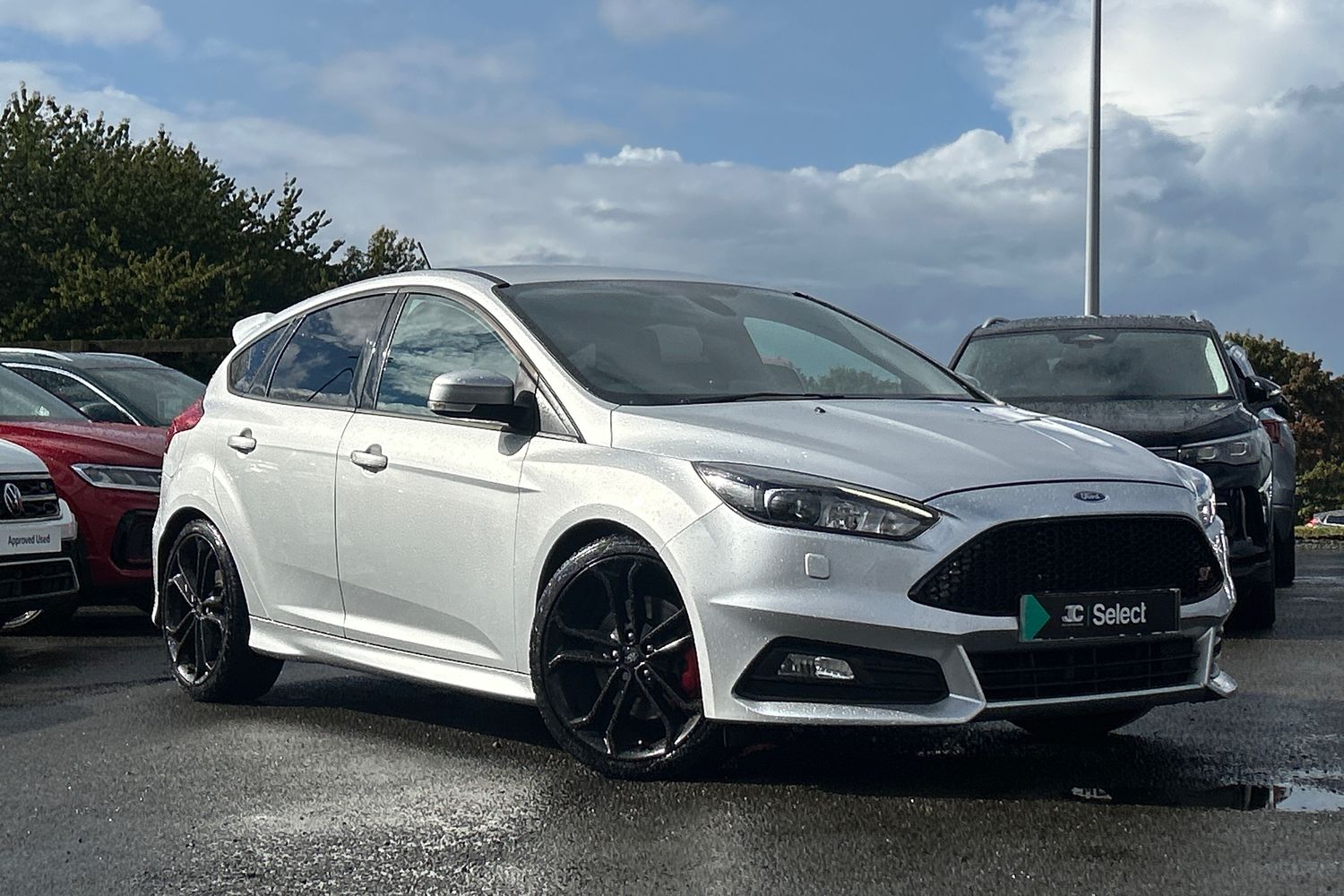 Main listing image - Ford Focus ST