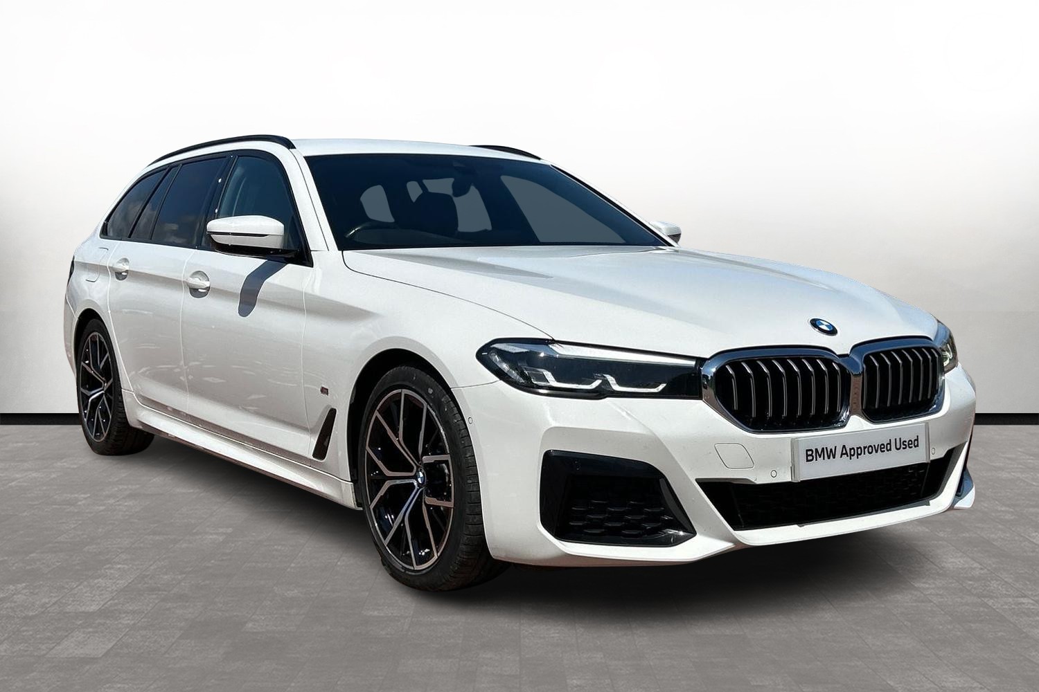 Main listing image - BMW 5 Series Touring