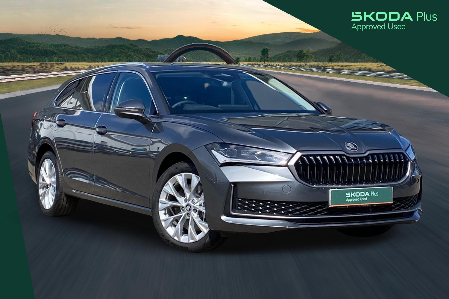 Main listing image - Skoda Superb