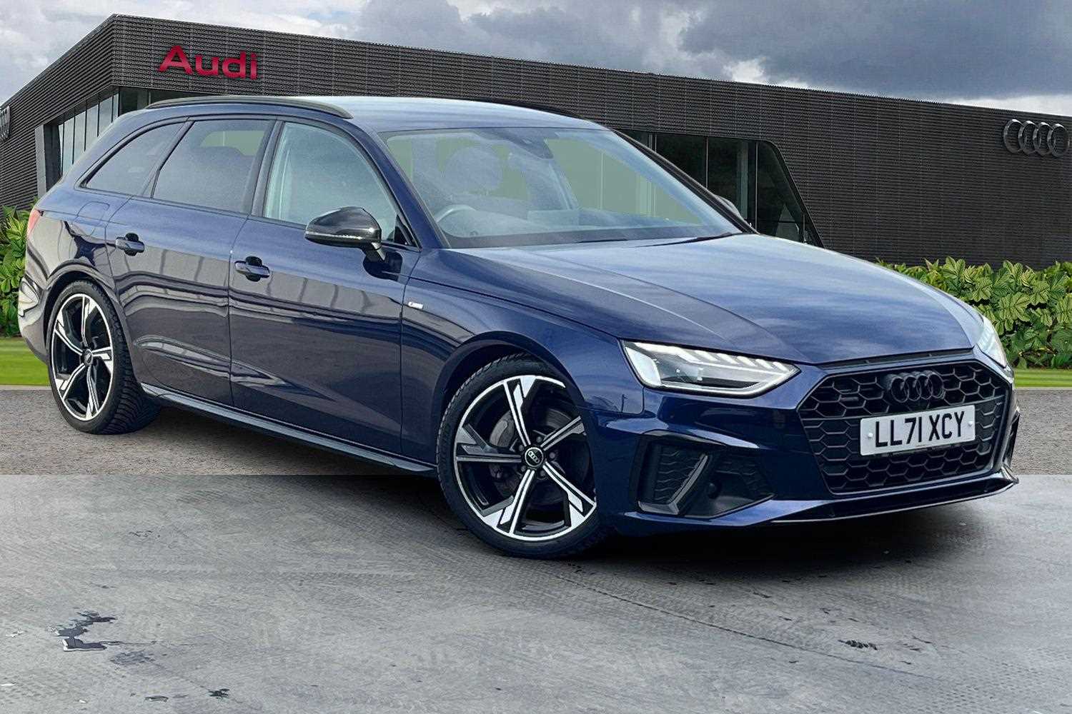 Main listing image - Audi A4 Avant