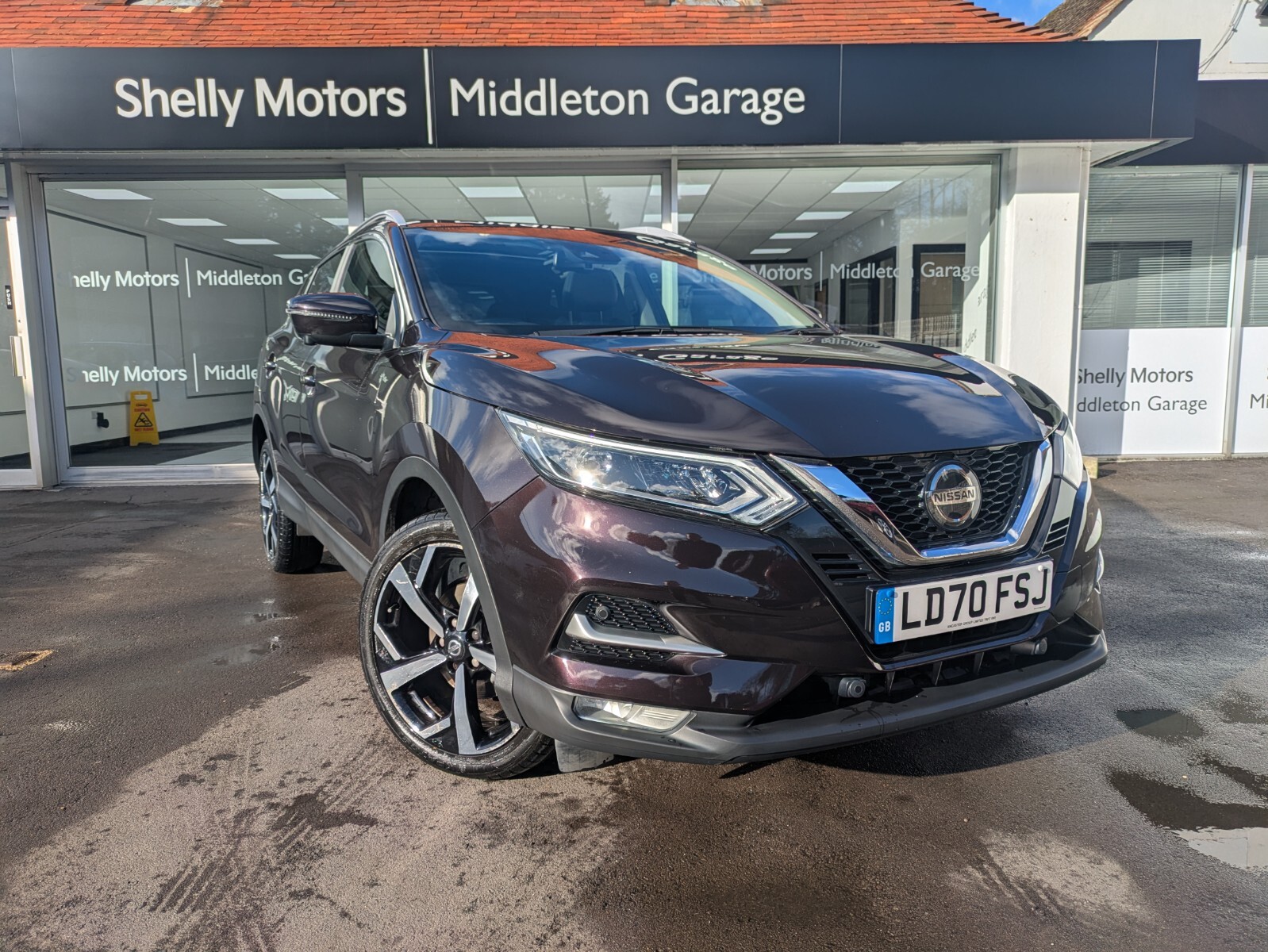 Main listing image - Nissan Qashqai