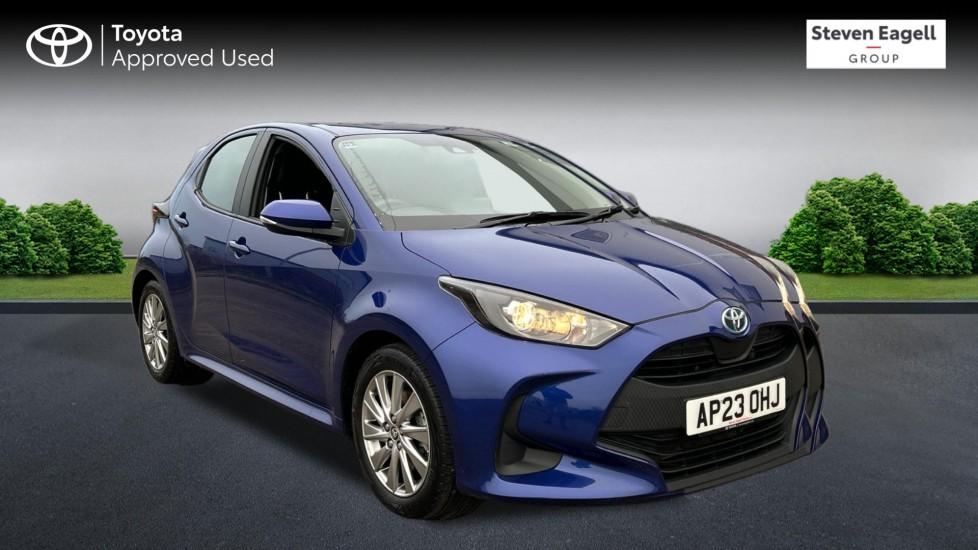 Main listing image - Toyota Yaris