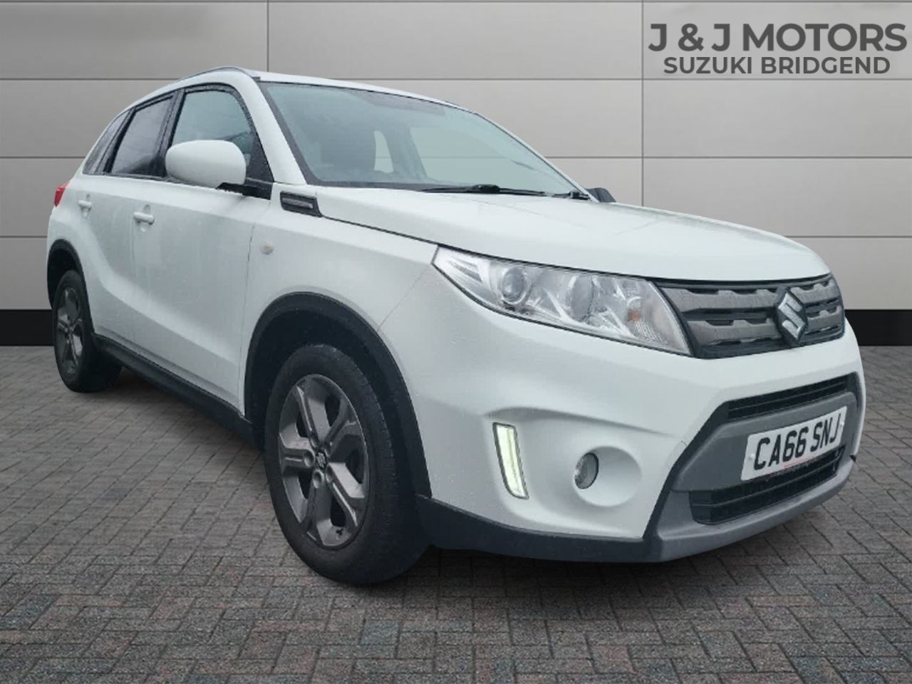 Main listing image - Suzuki Vitara