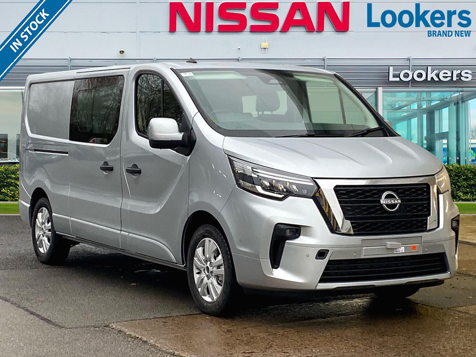 Main listing image - Nissan Primastar