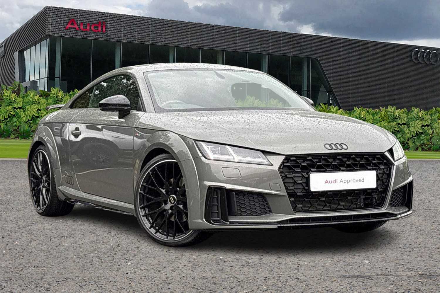 Main listing image - Audi TT S