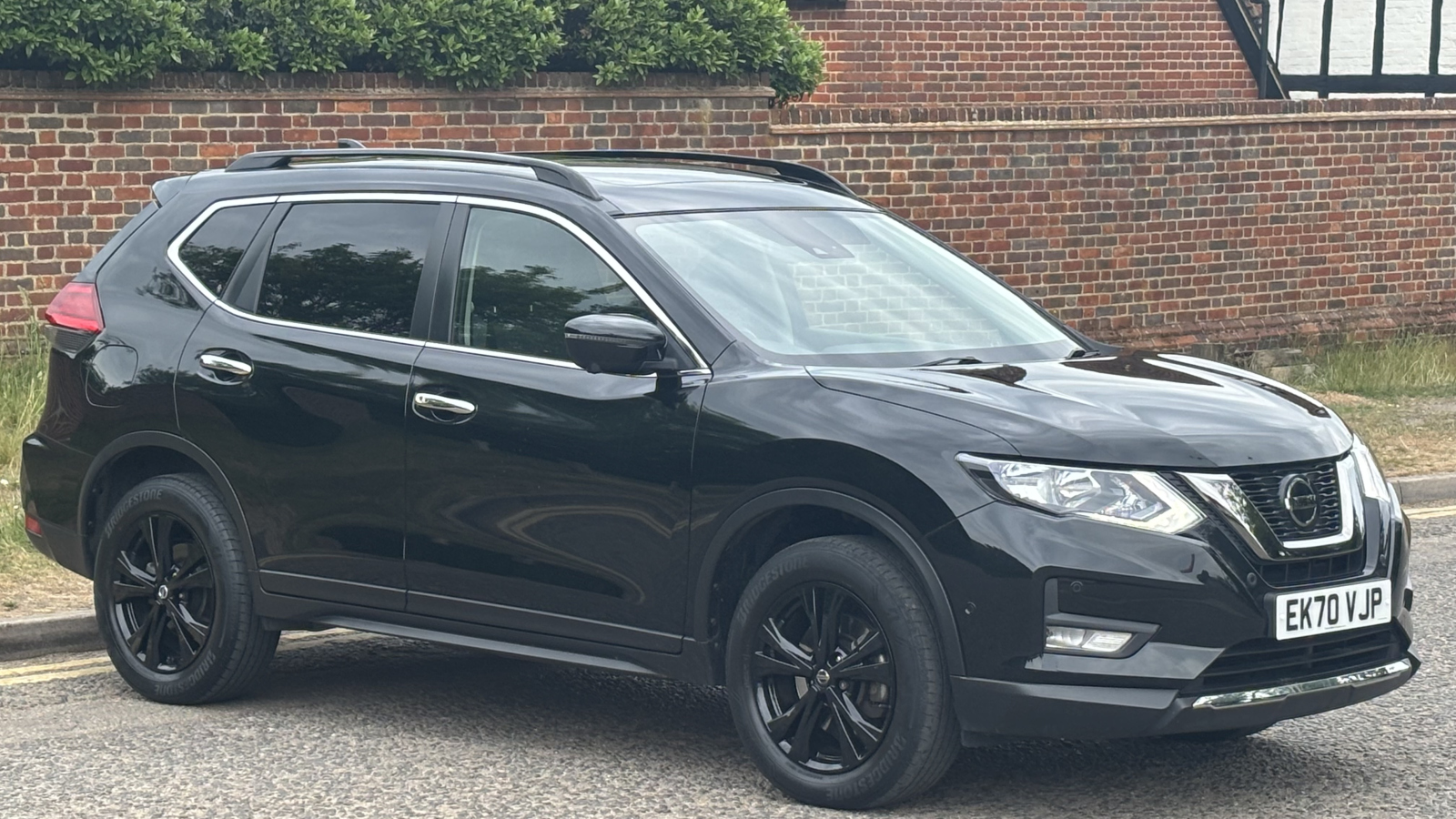 Main listing image - Nissan X-Trail