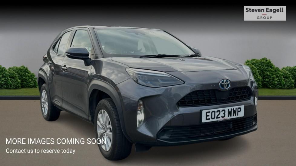 Main listing image - Toyota Yaris Cross