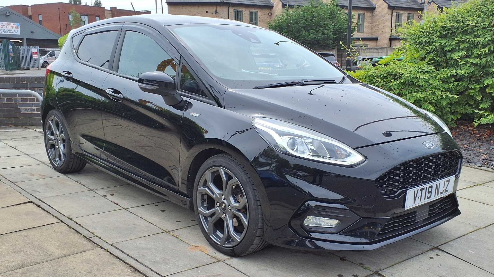 Main listing image - Ford Fiesta