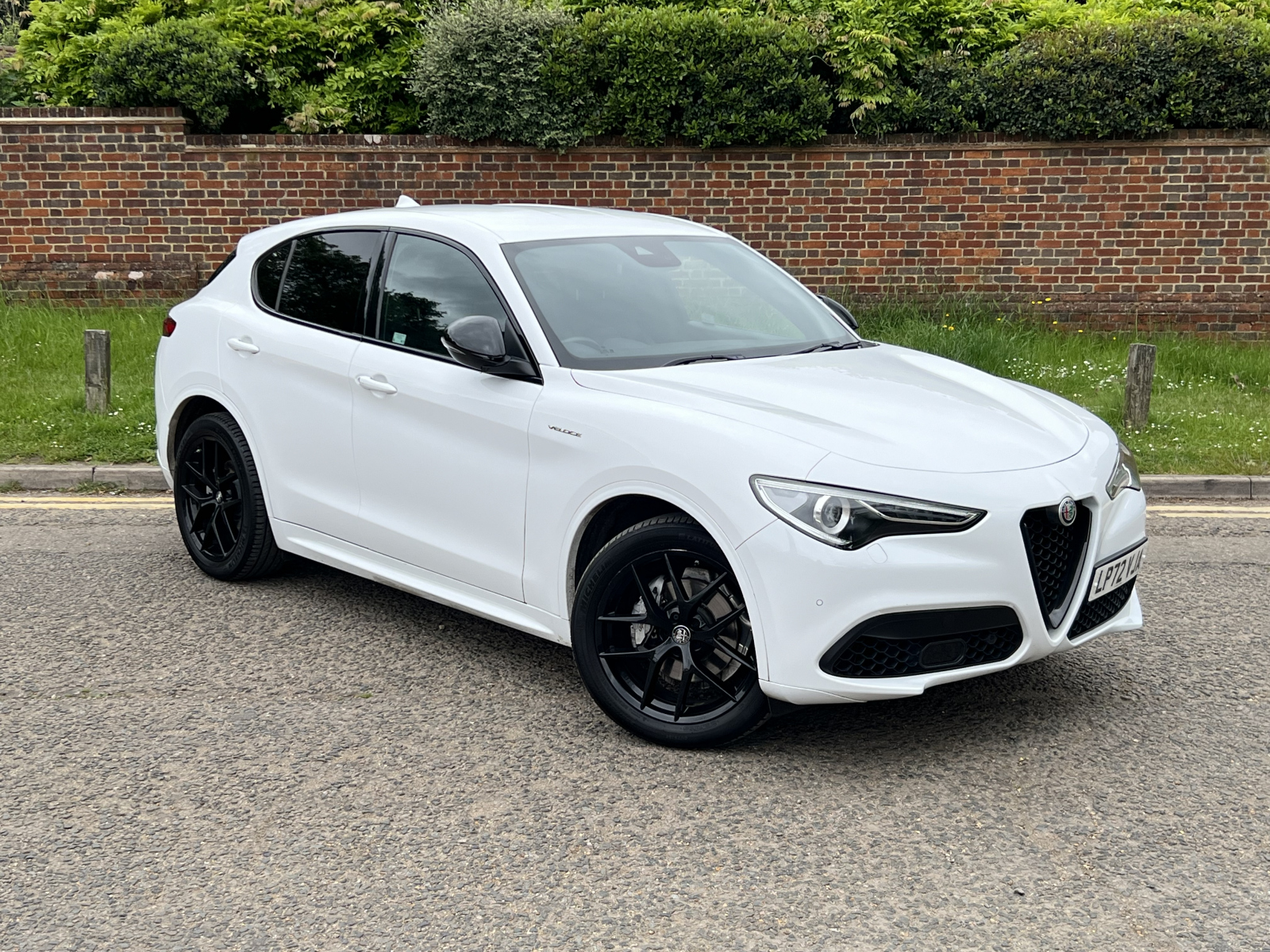 Main listing image - Alfa Romeo Stelvio