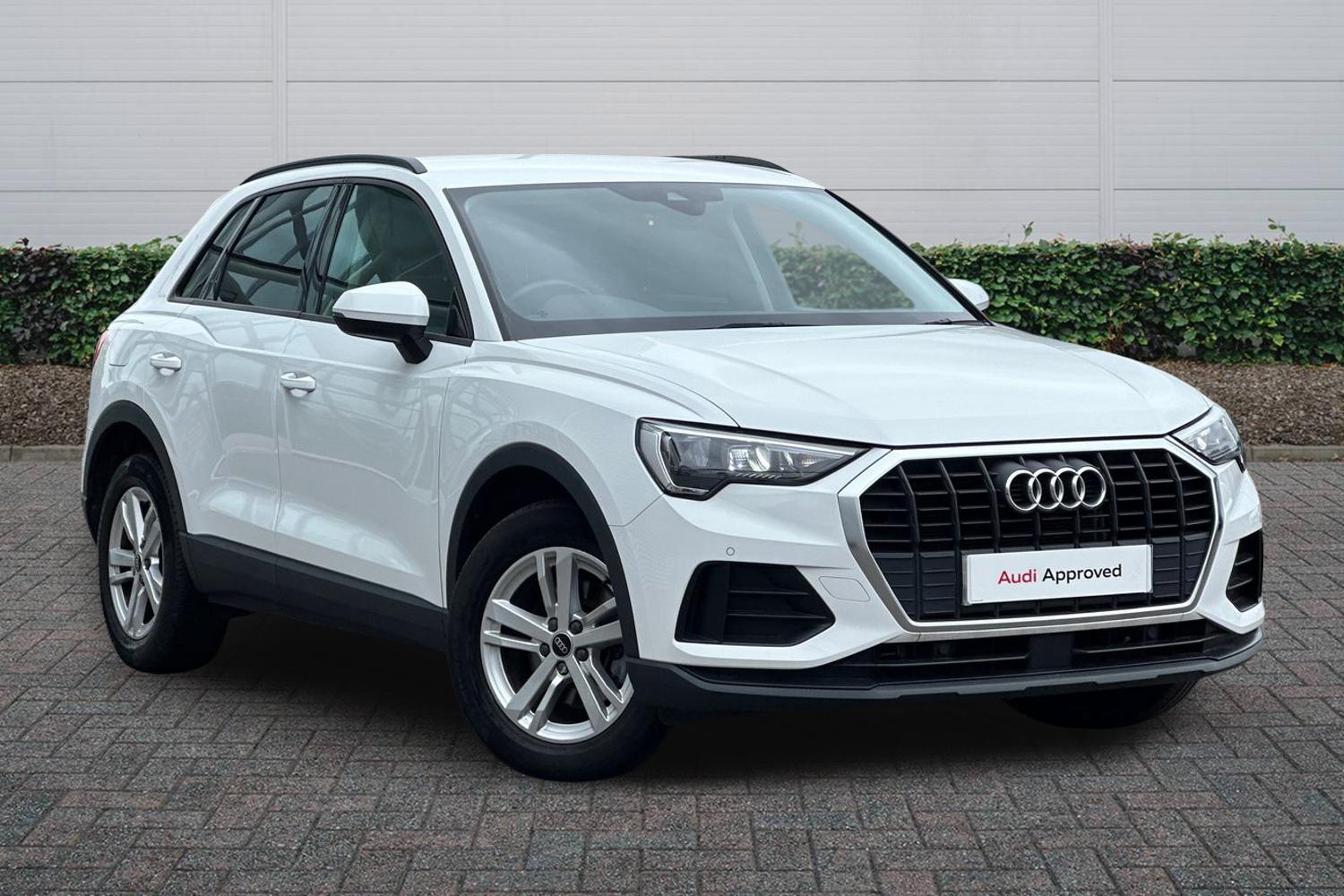 Main listing image - Audi Q3