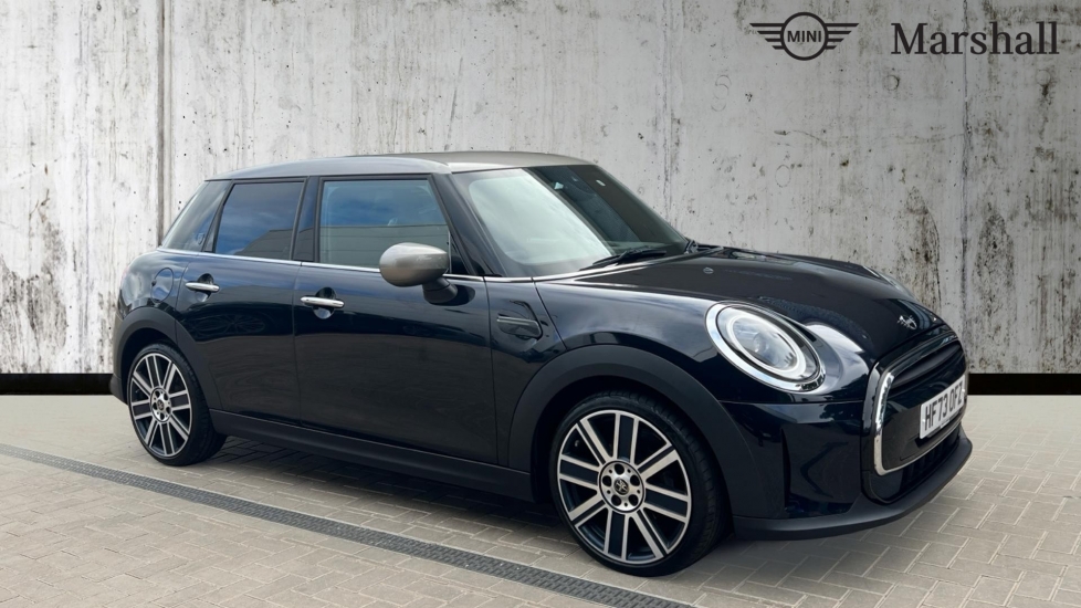Main listing image - MINI Hatchback