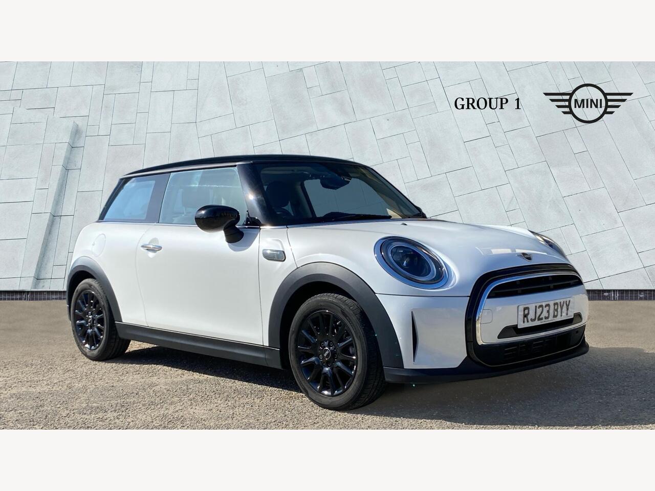 Main listing image - MINI Hatchback