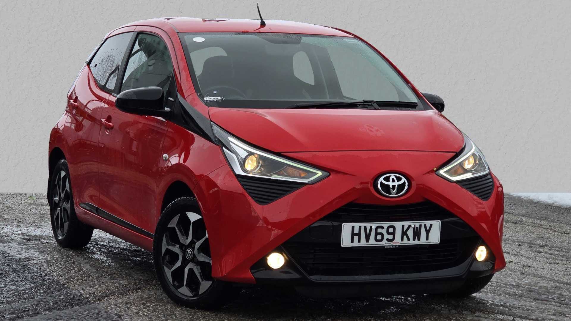 Main listing image - Toyota Aygo