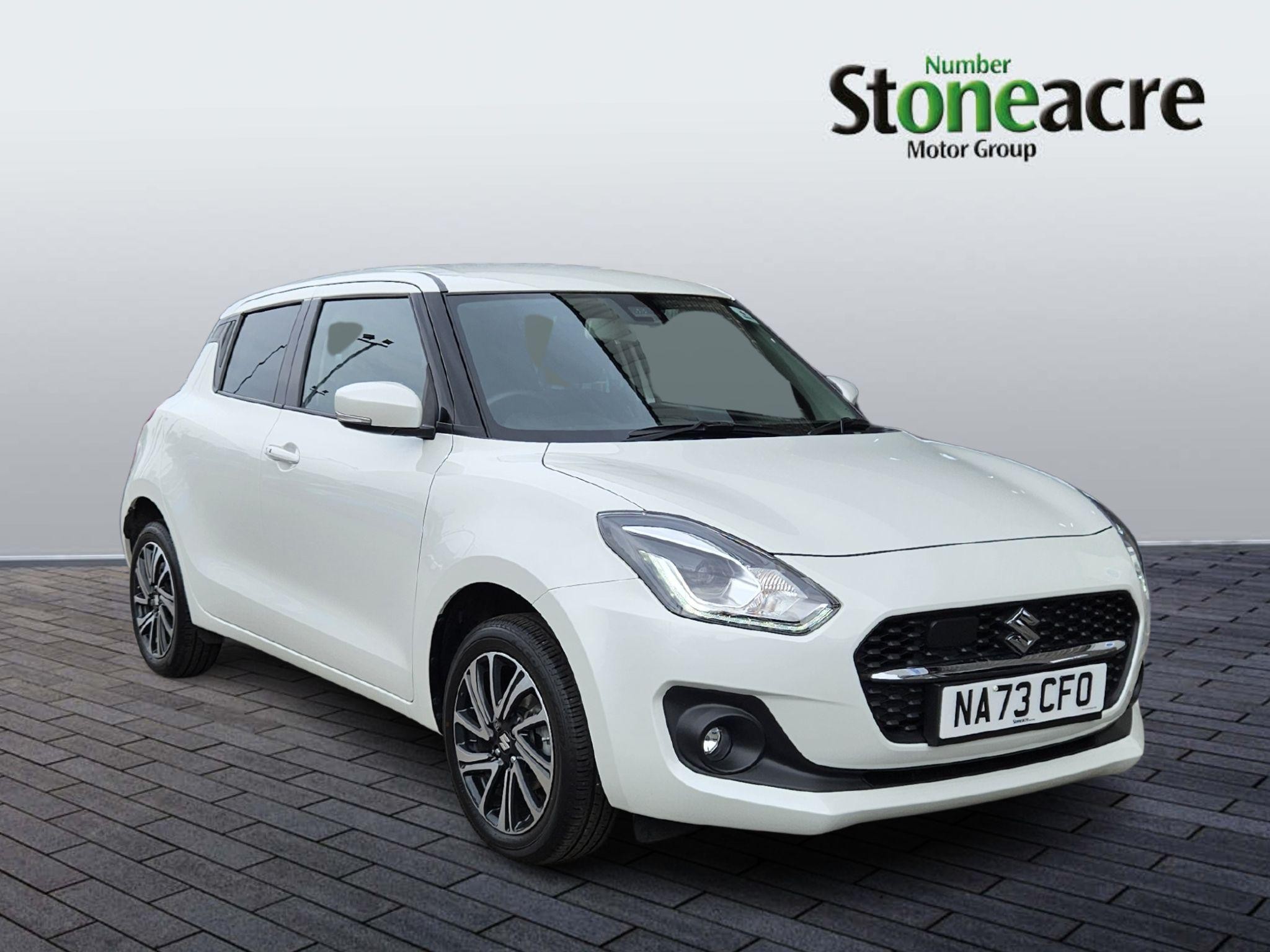 Main listing image - Suzuki Swift
