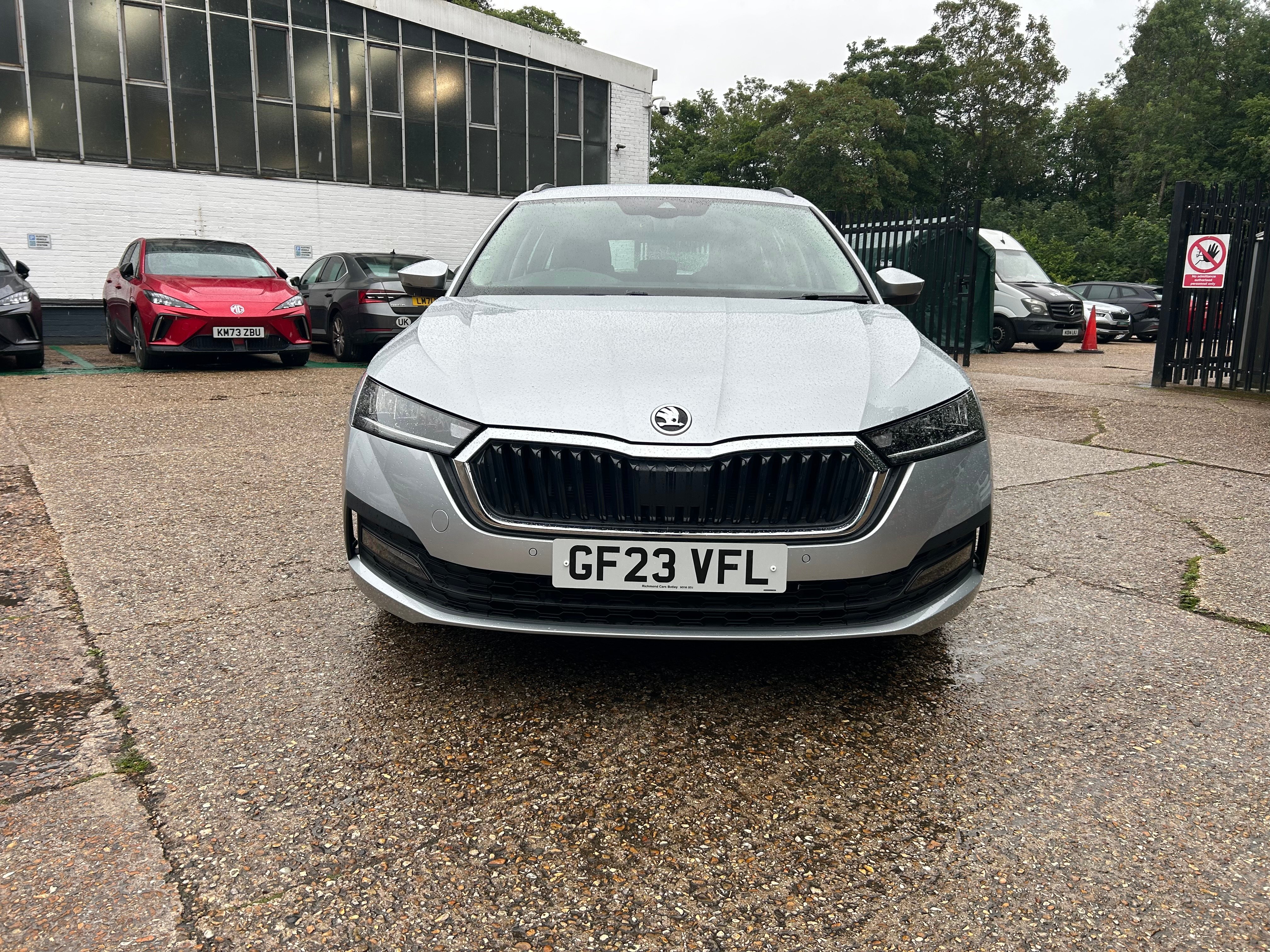 Main listing image - Skoda Octavia Estate