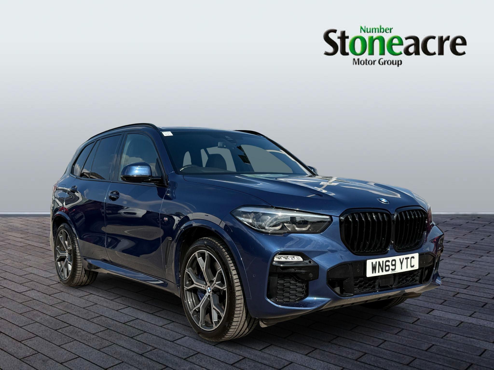 Main listing image - BMW X5