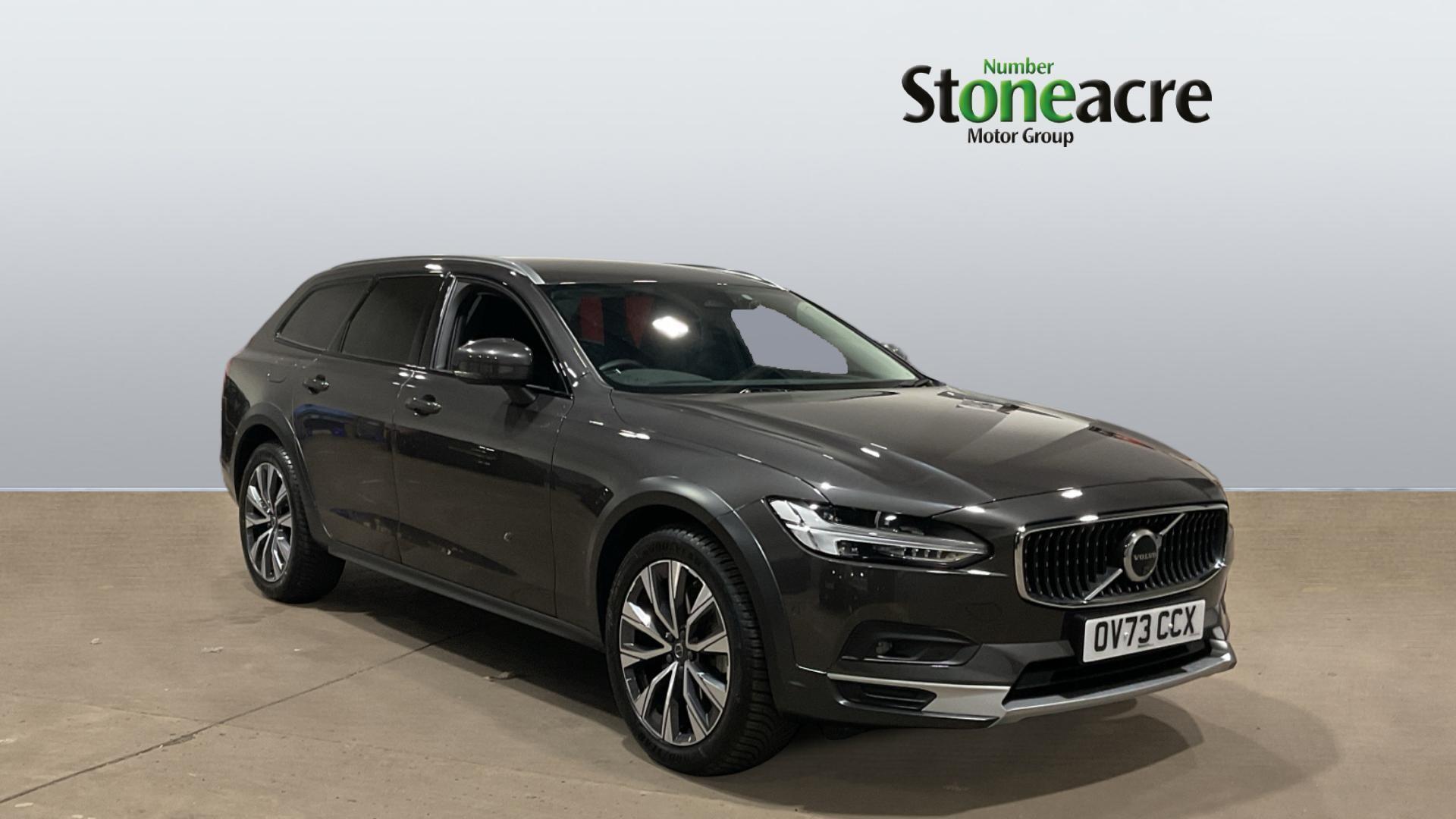 Main listing image - Volvo V90