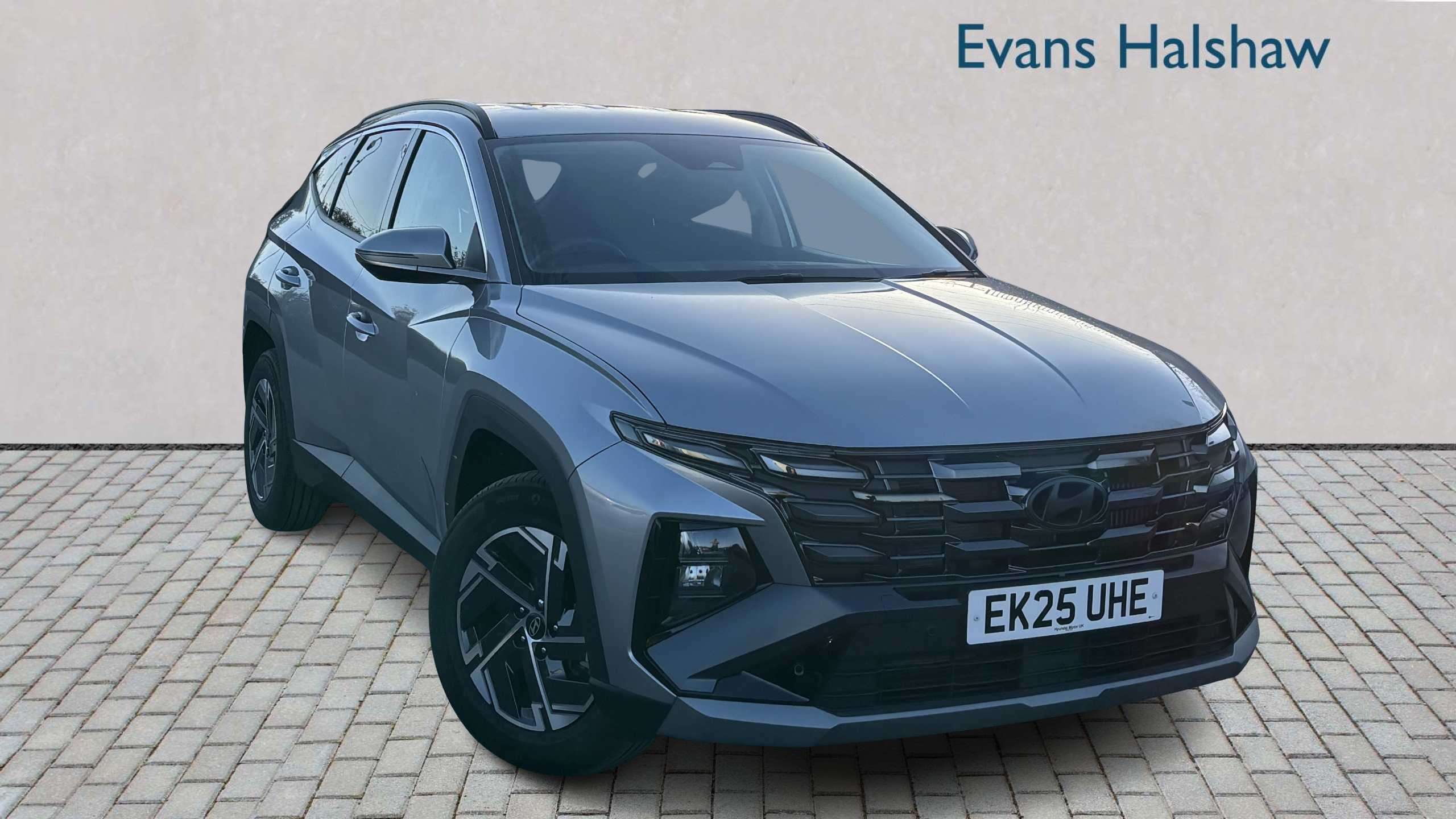 Main listing image - Hyundai Tucson