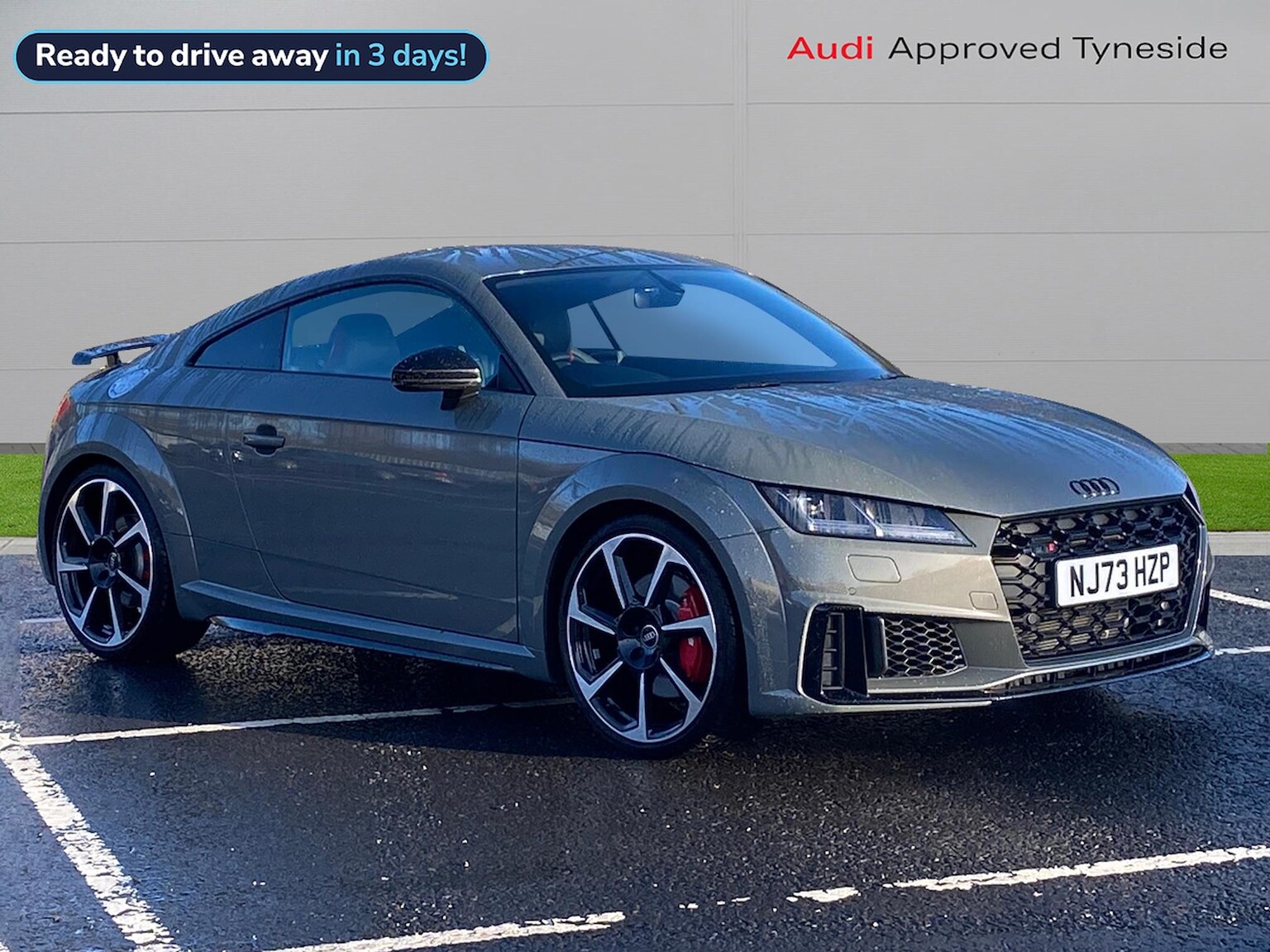 Main listing image - Audi TT S