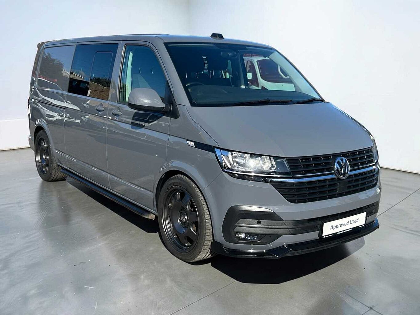 Main listing image - Volkswagen Transporter