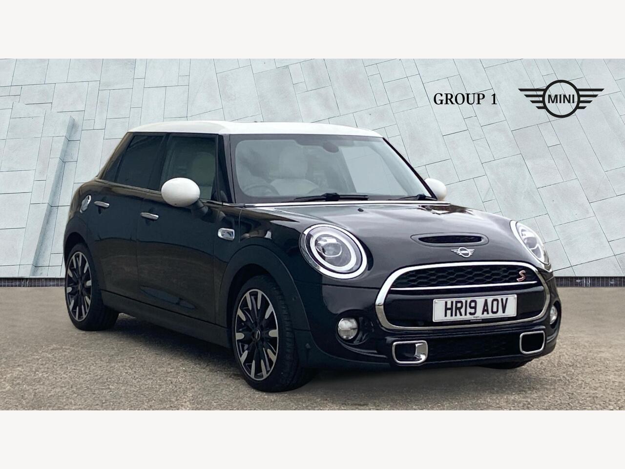 Main listing image - MINI Hatchback 5dr