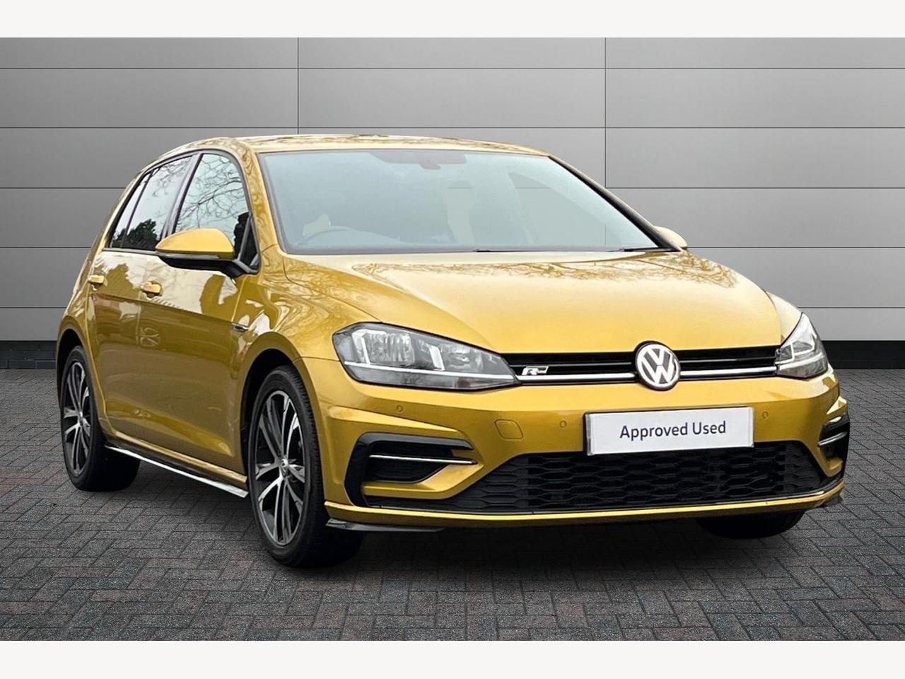 Main listing image - Volkswagen Golf