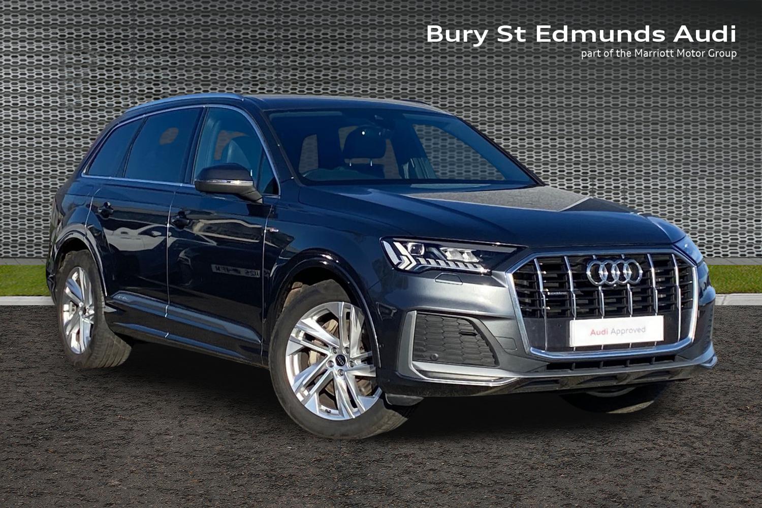 Main listing image - Audi Q7