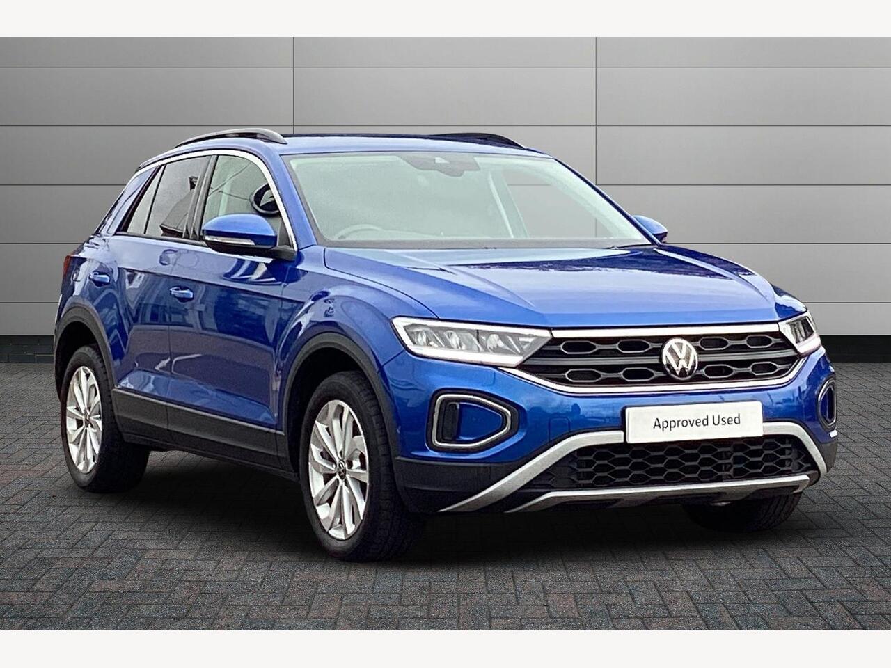 Main listing image - Volkswagen T-Roc