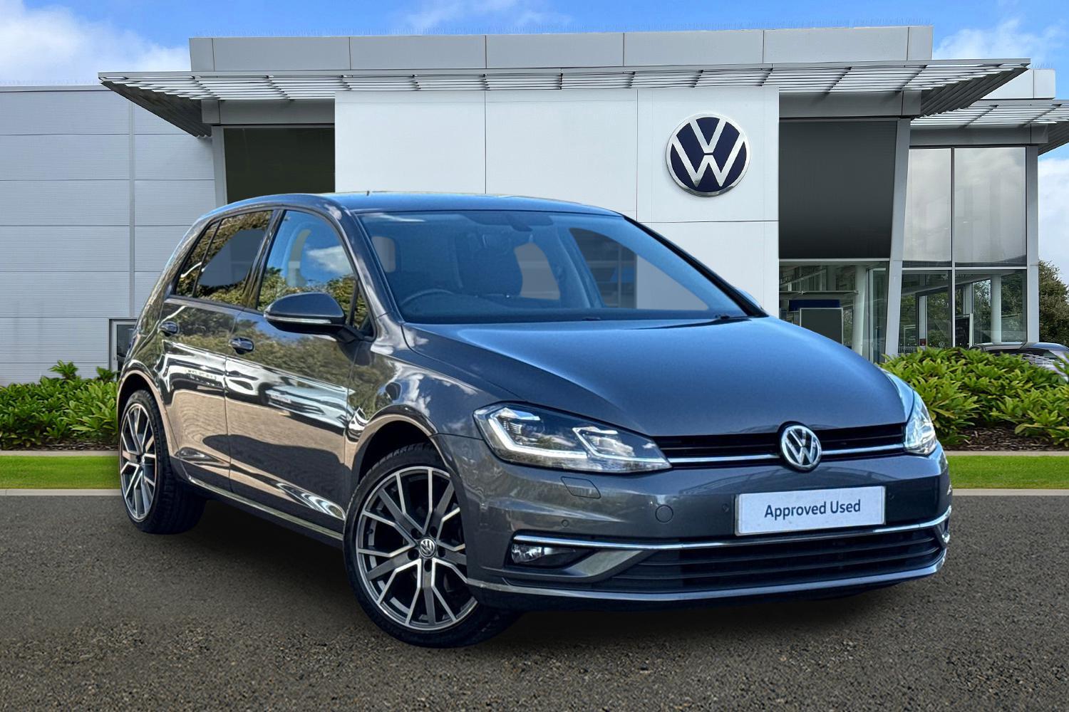 Main listing image - Volkswagen Golf