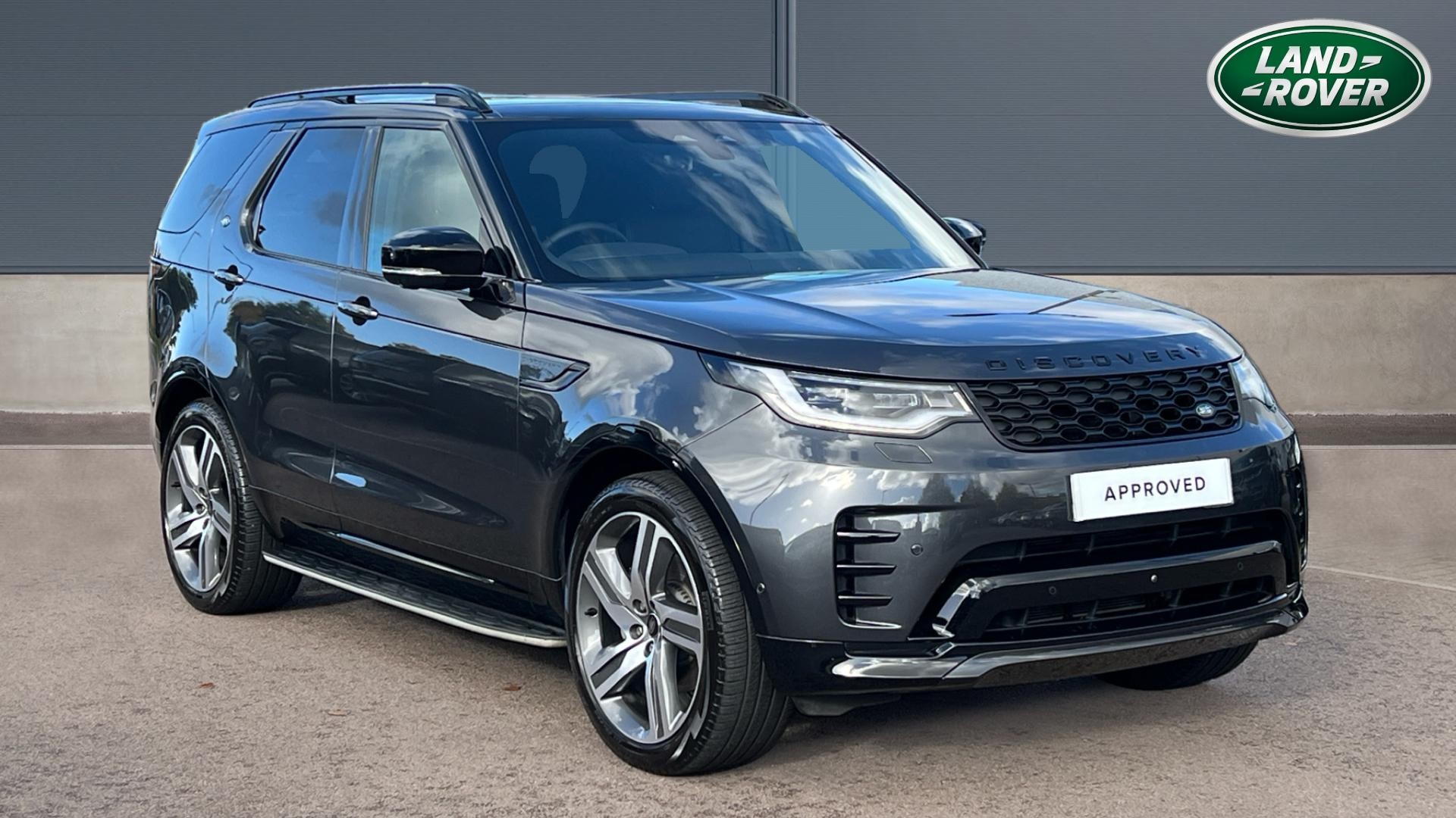 Main listing image - Land Rover Discovery