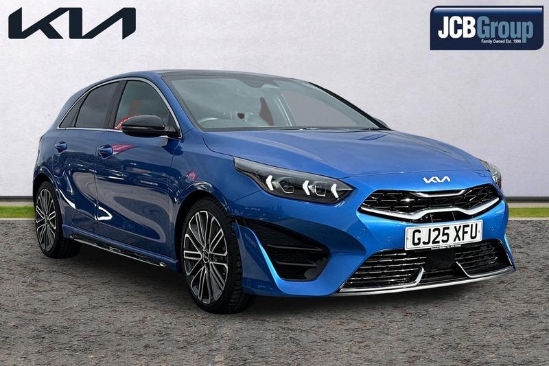 Main listing image - Kia Ceed