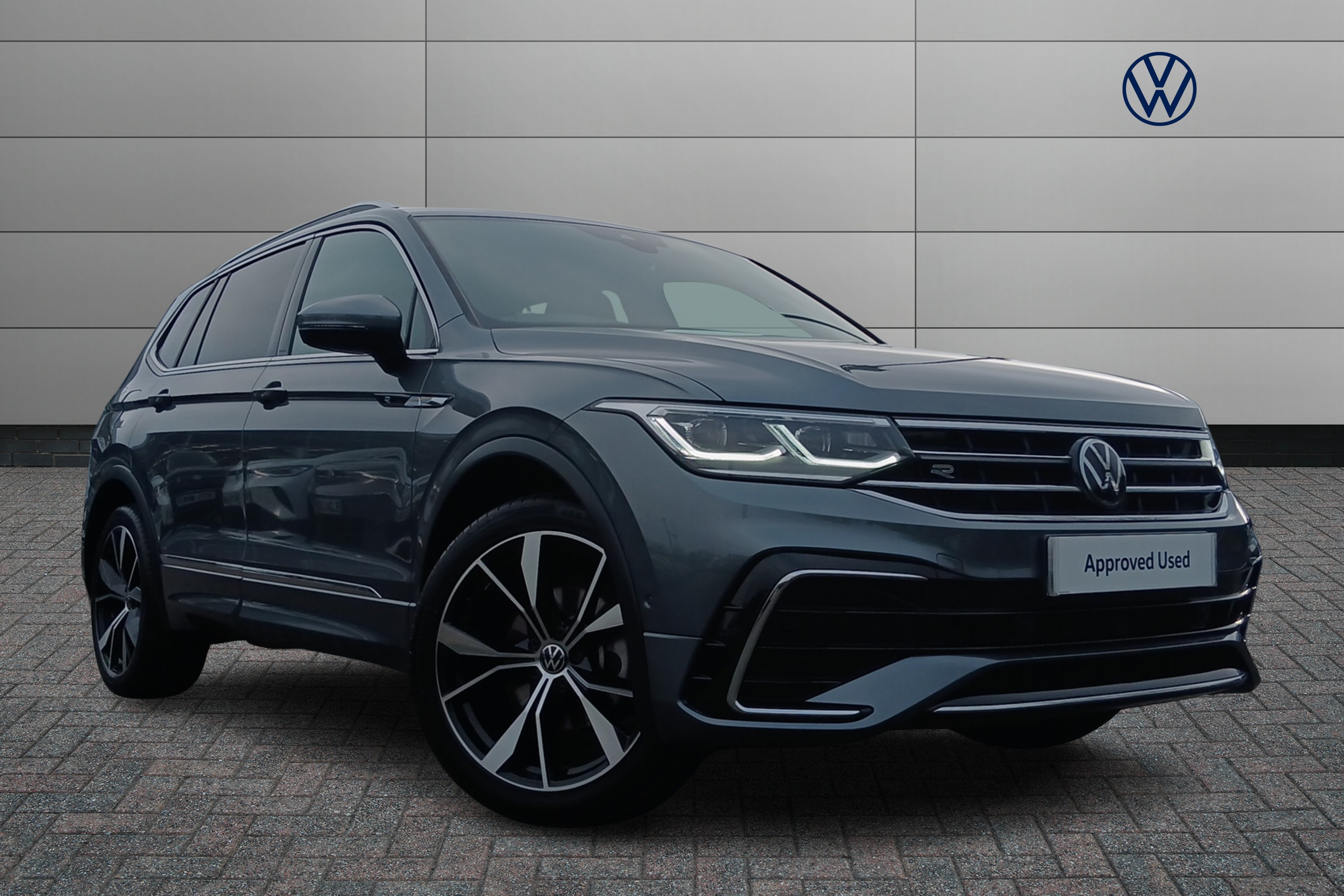 Main listing image - Volkswagen Tiguan Allspace