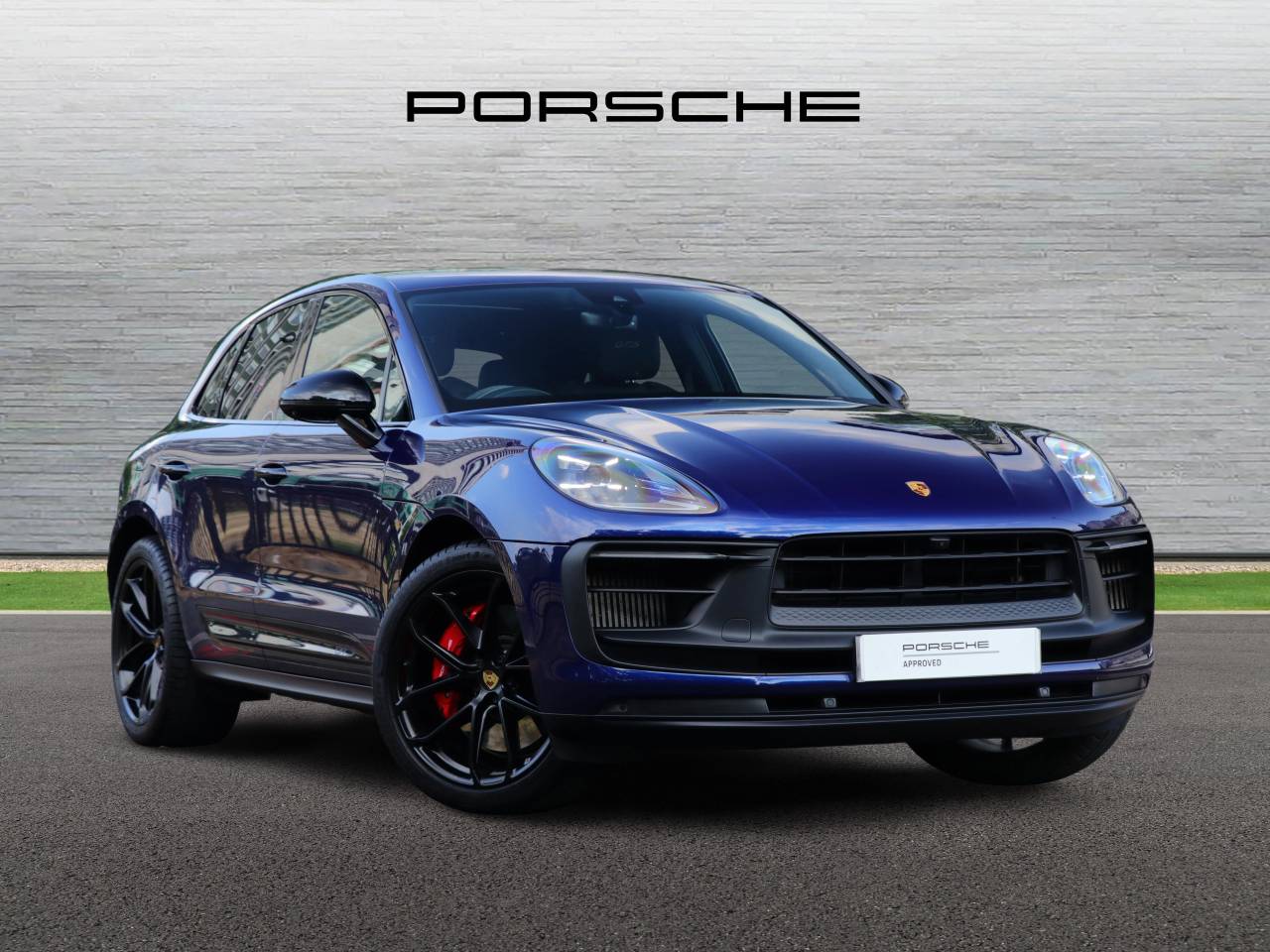 Main listing image - Porsche Macan