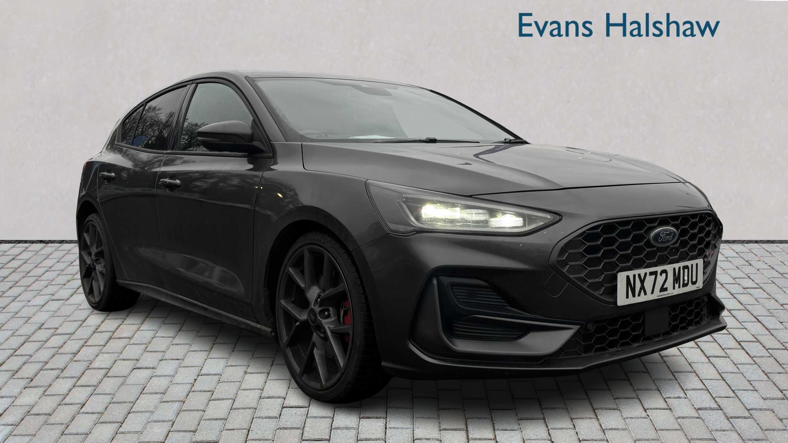 Main listing image - Ford Focus ST