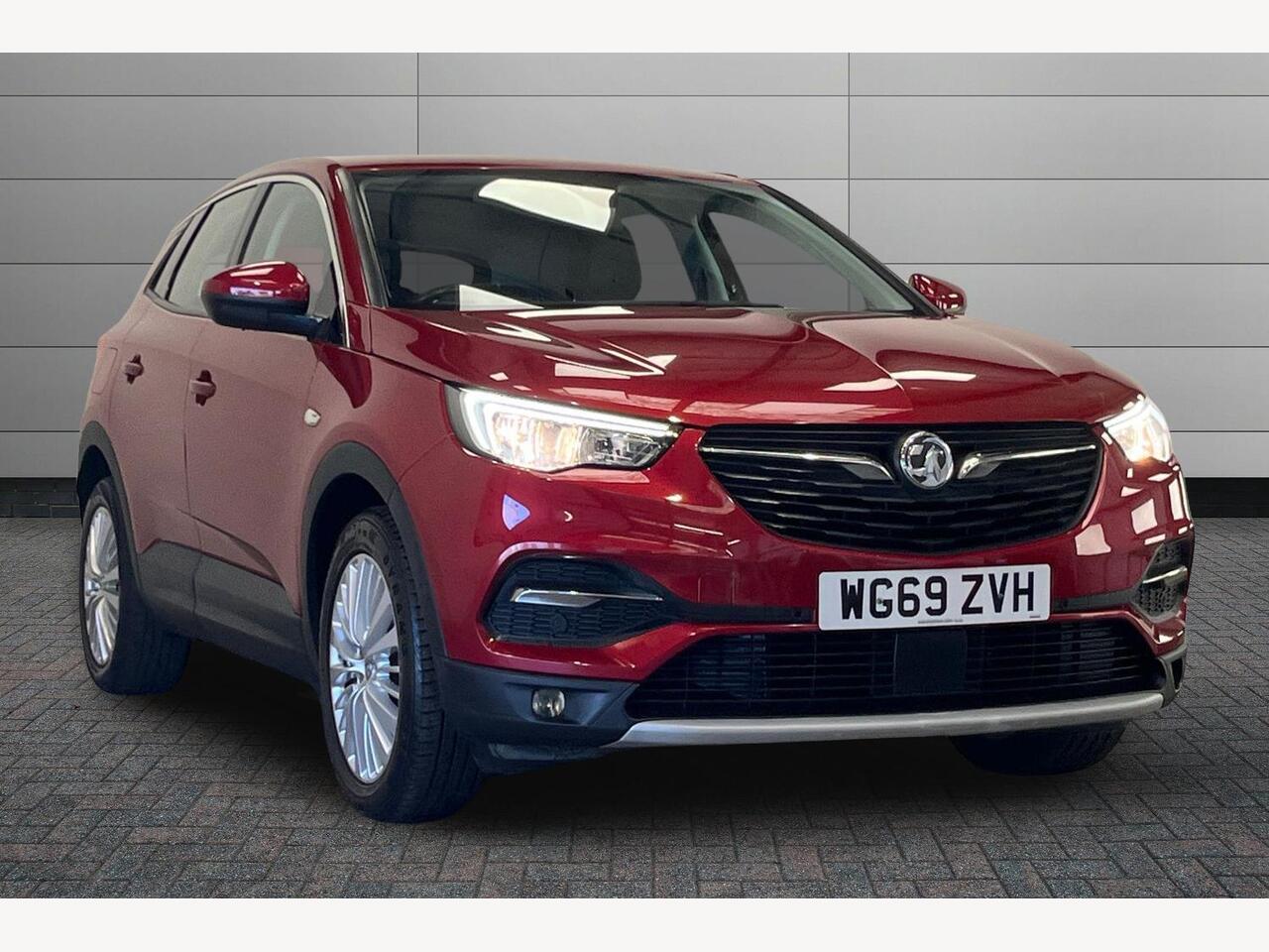 Main listing image - Vauxhall Grandland X