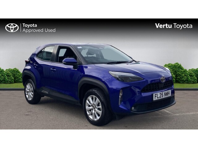 Main listing image - Toyota Yaris Cross