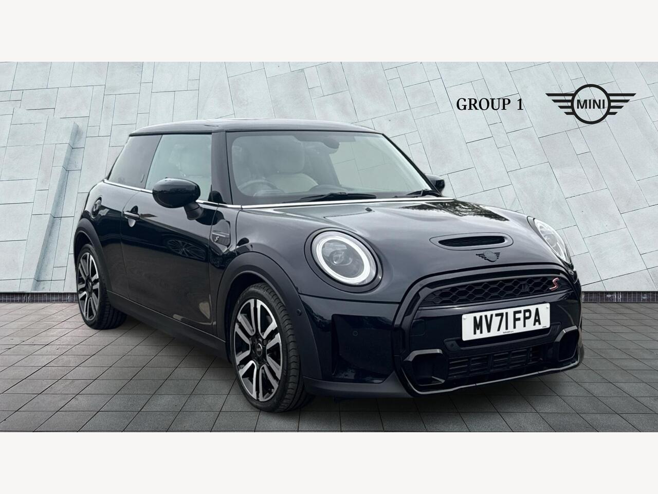 Main listing image - MINI Hatchback