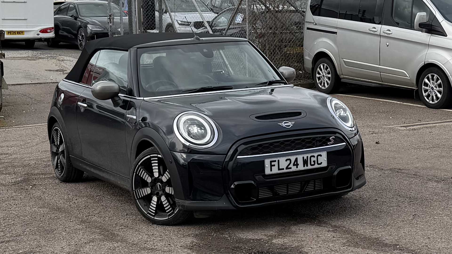 Main listing image - MINI Convertible