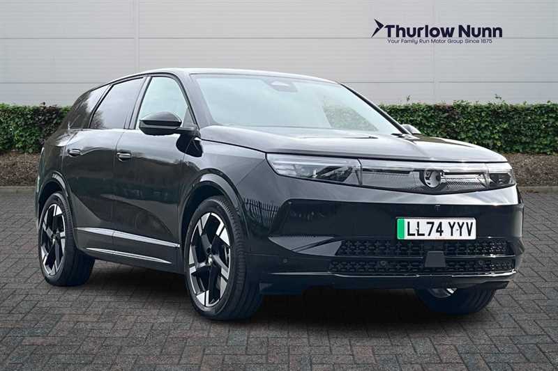 Main listing image - Vauxhall Grandland