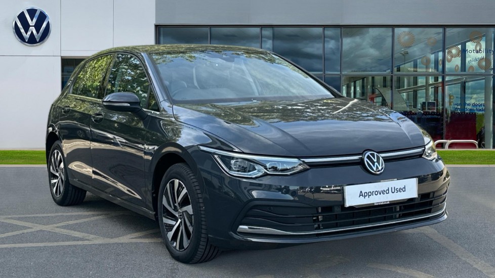 Main listing image - Volkswagen Golf