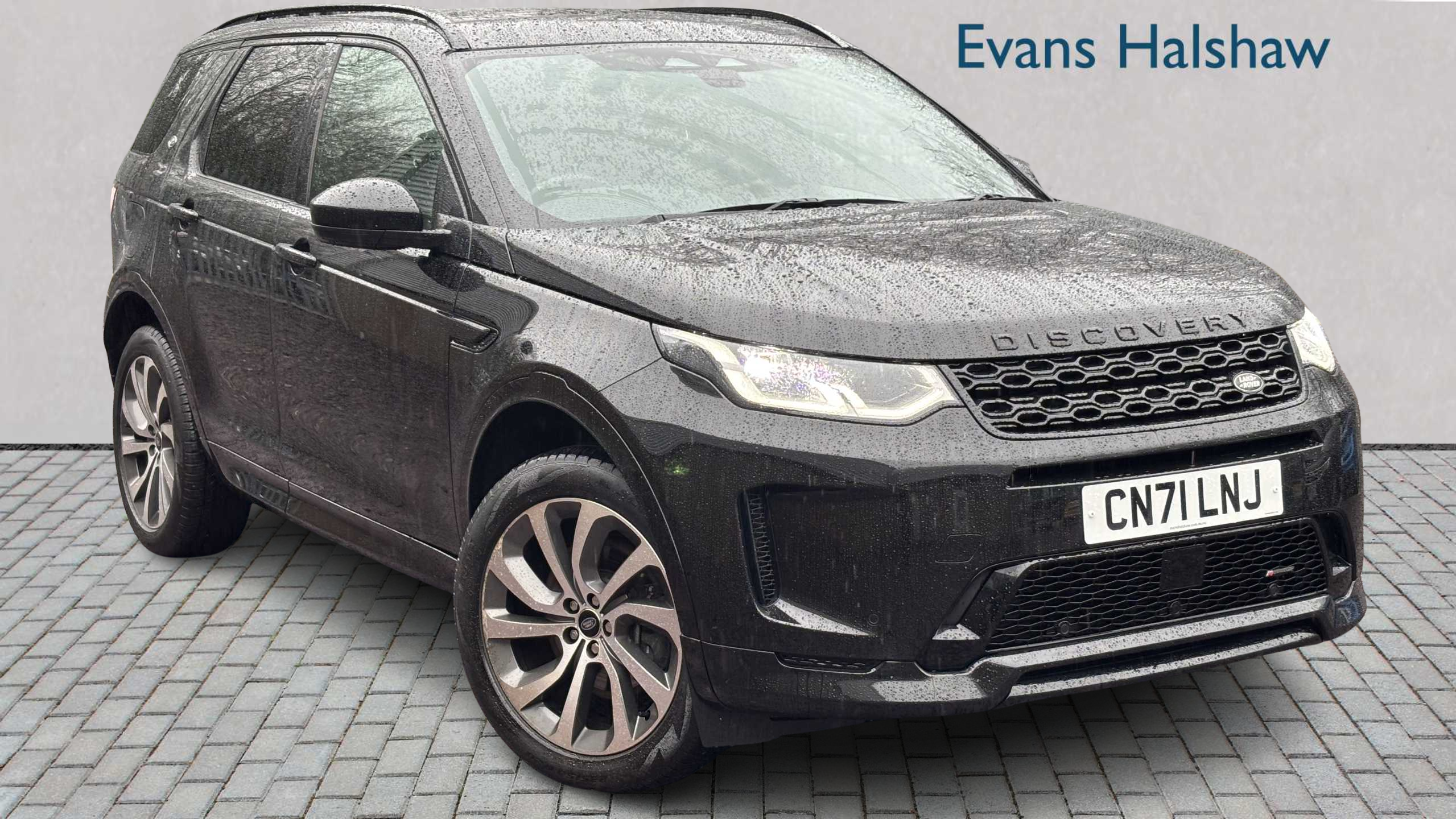 Main listing image - Land Rover Discovery Sport