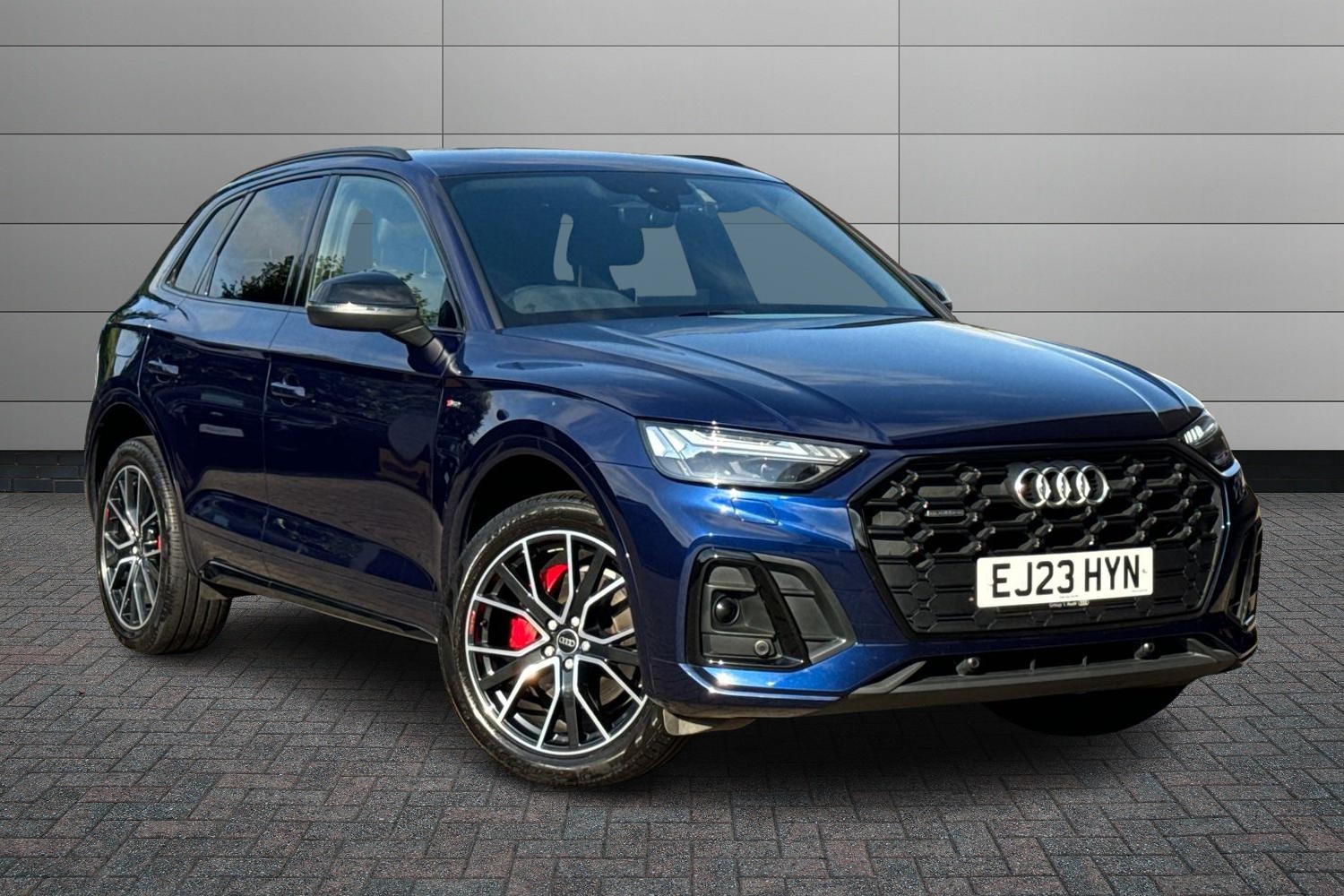 Main listing image - Audi Q5