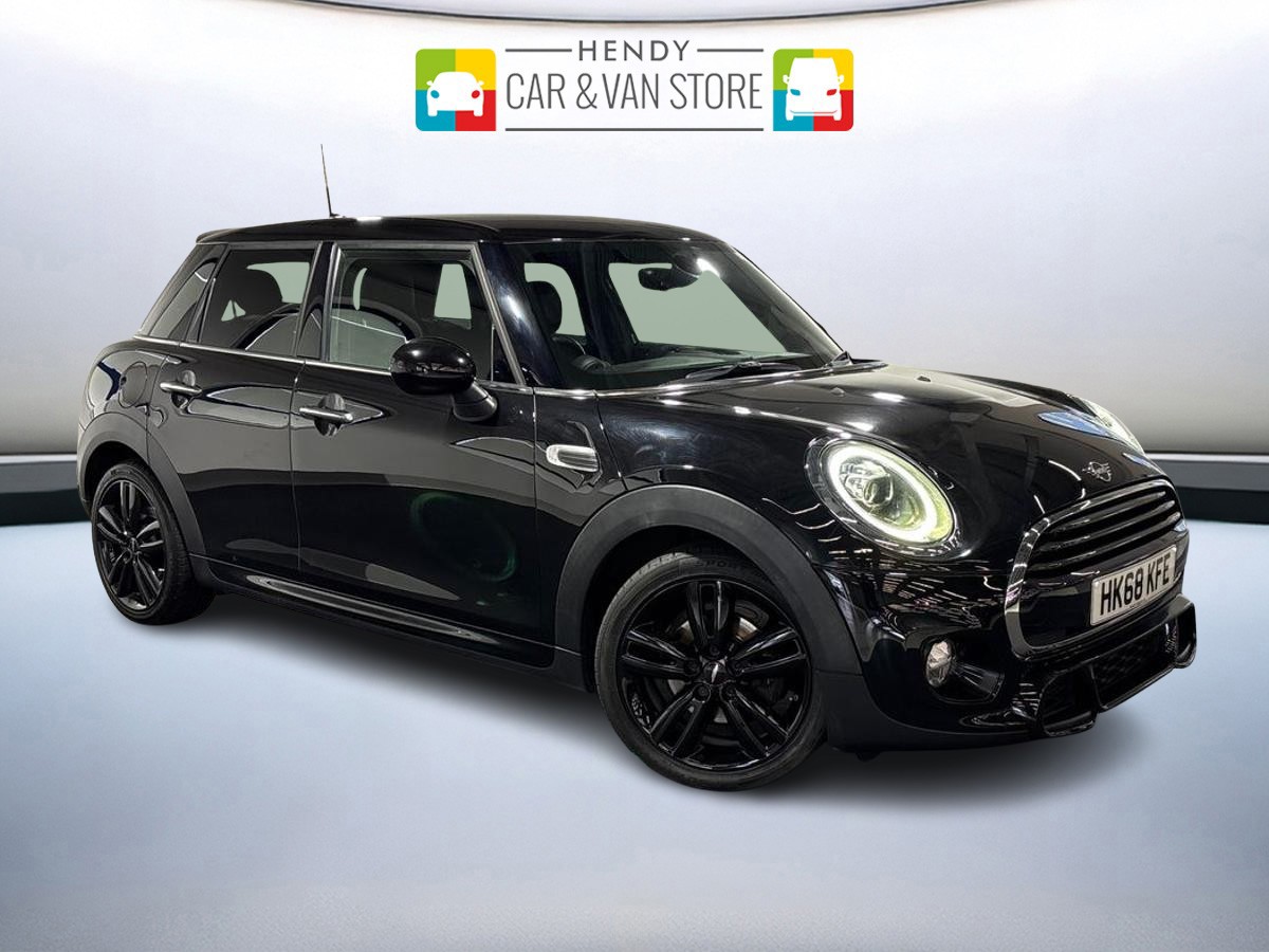 Main listing image - MINI Hatchback 5dr